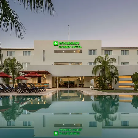 Hotel Wyndham Garden Playa Del Carmen