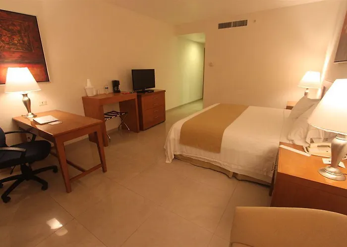 Wyndham Garden Hotel 5*
