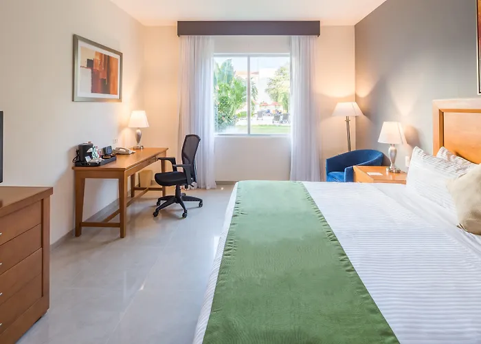 Wyndham Garden 5*