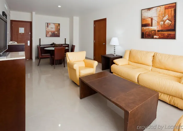 Wyndham Garden 5*