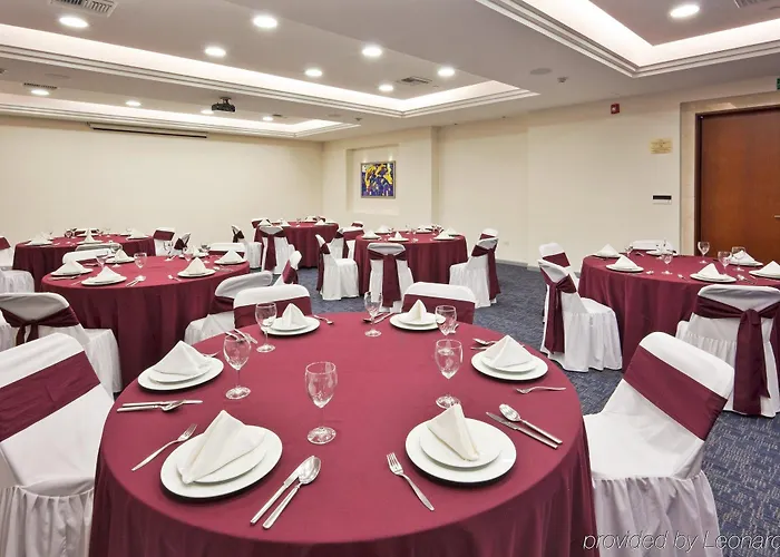 Wyndham Garden Hotel