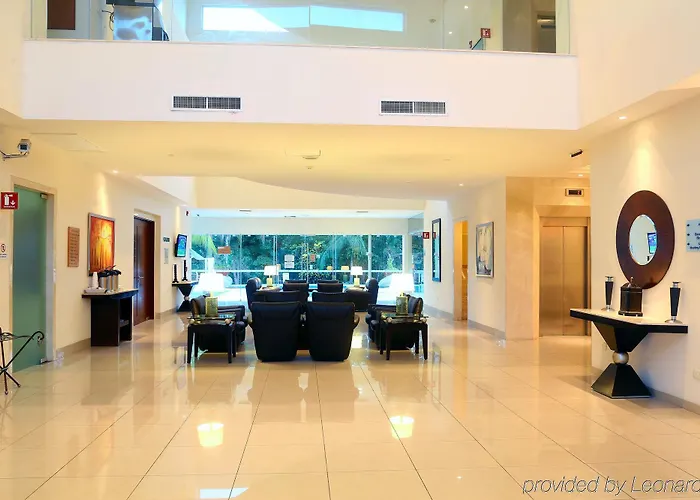 Wyndham Garden Hotel 5*
